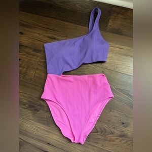 Aerie Crinkle Cut Out One Piece Swimsuit - Medium